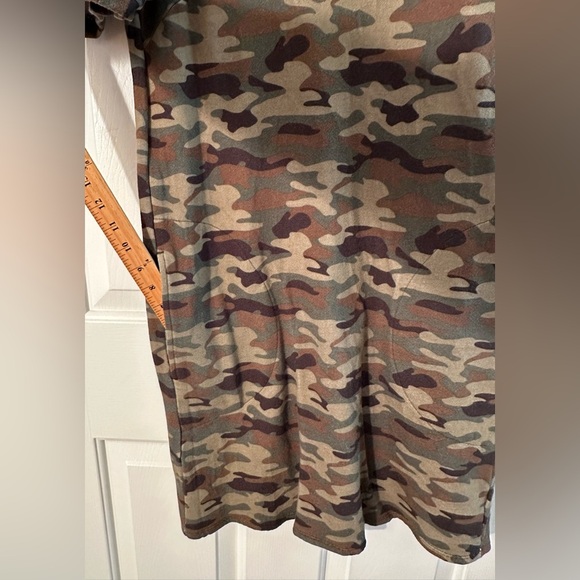 VELVET Graham & Spencer Anthropologie NWT Jolene Short Puffed Sleeves Camo Dress - Picture 12 of 14